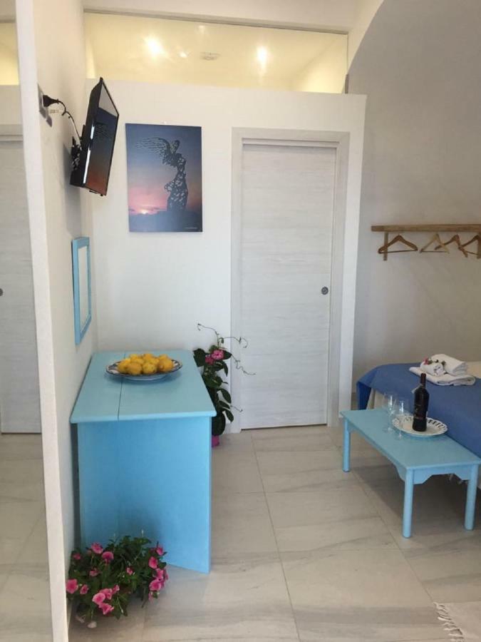 Suite Sul Mare Giardini-Naxos Kültér fotó